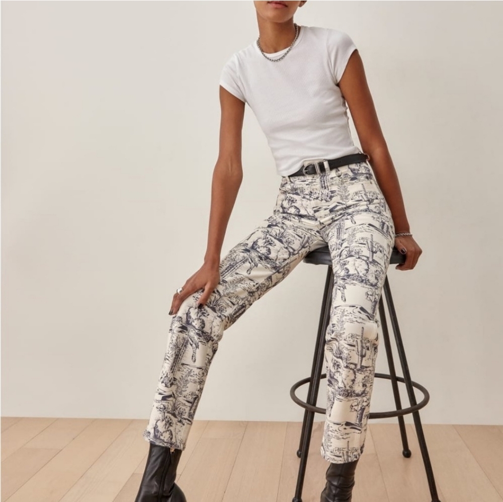 REFORMATION Oasis High Rise Straight Jeans Neutral Cotton Lyocell Blend W24